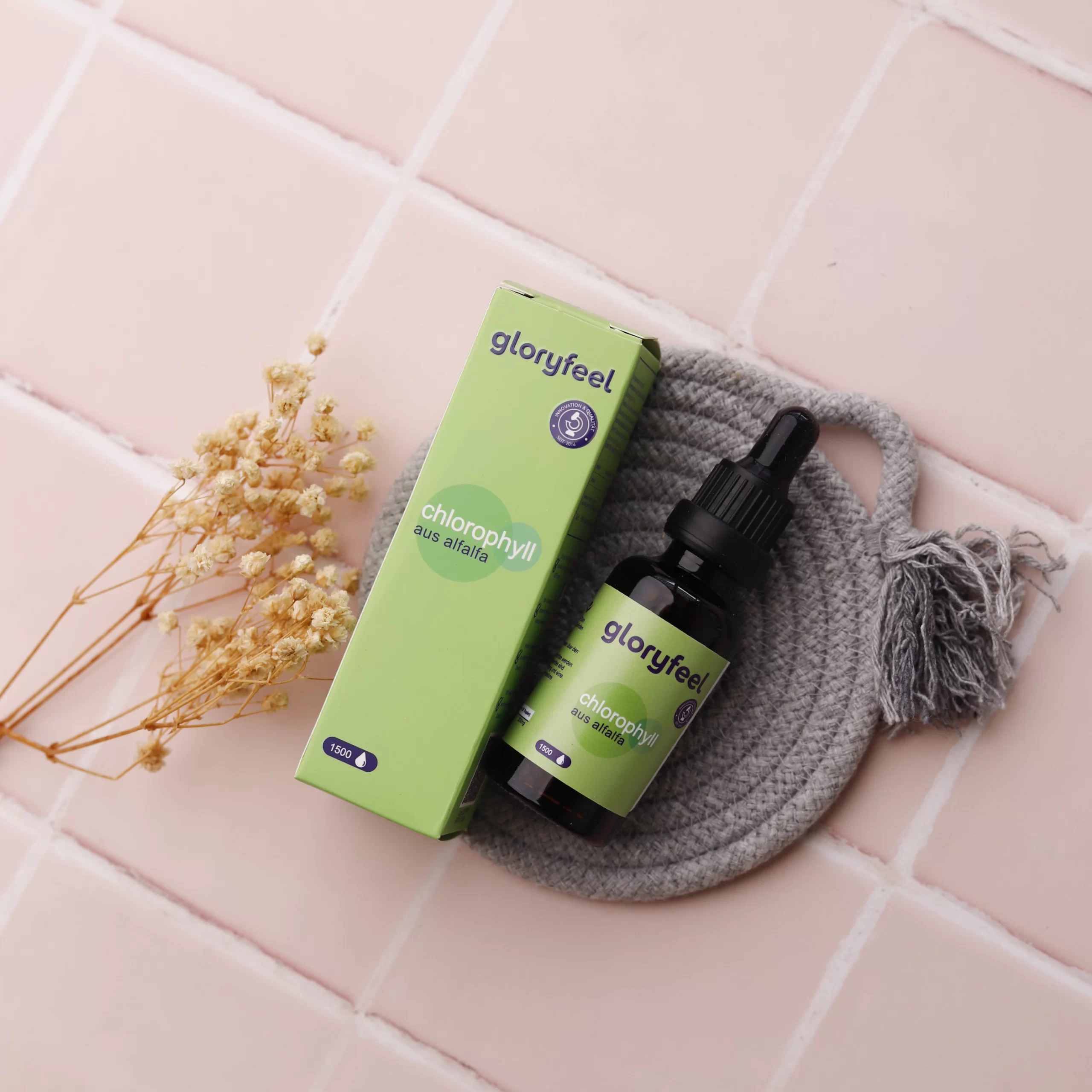 MG_2149-scaled-1.webp قطره خوراکی کلروفیل آلمانی Gloryfeel - تصویر 1