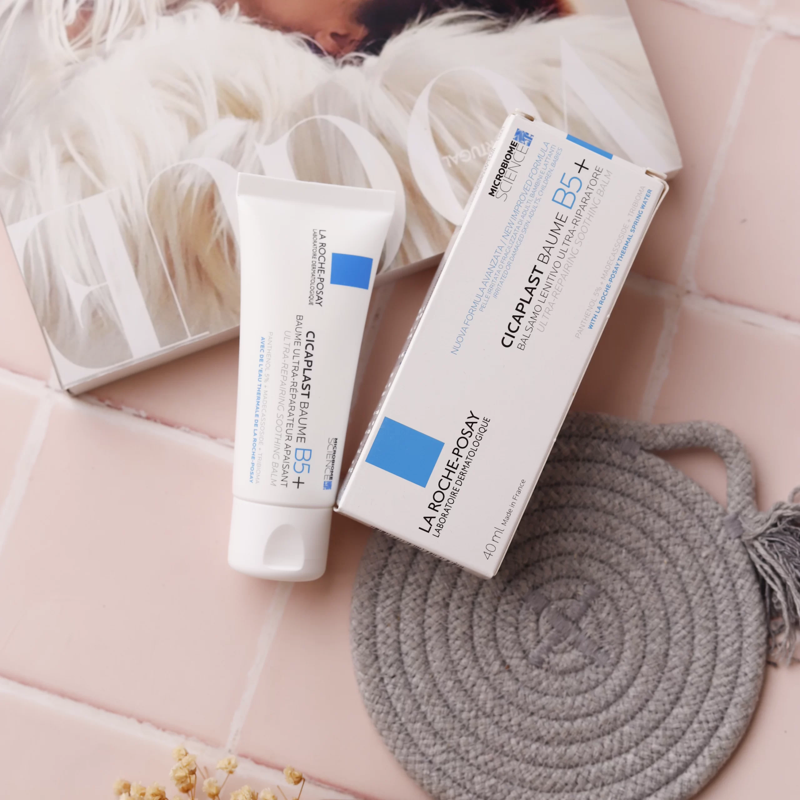 MG_2169-scaled-1.webp کرم ترمیم کننده سیکاپلاست لاروشه پوزای - تصویر 1