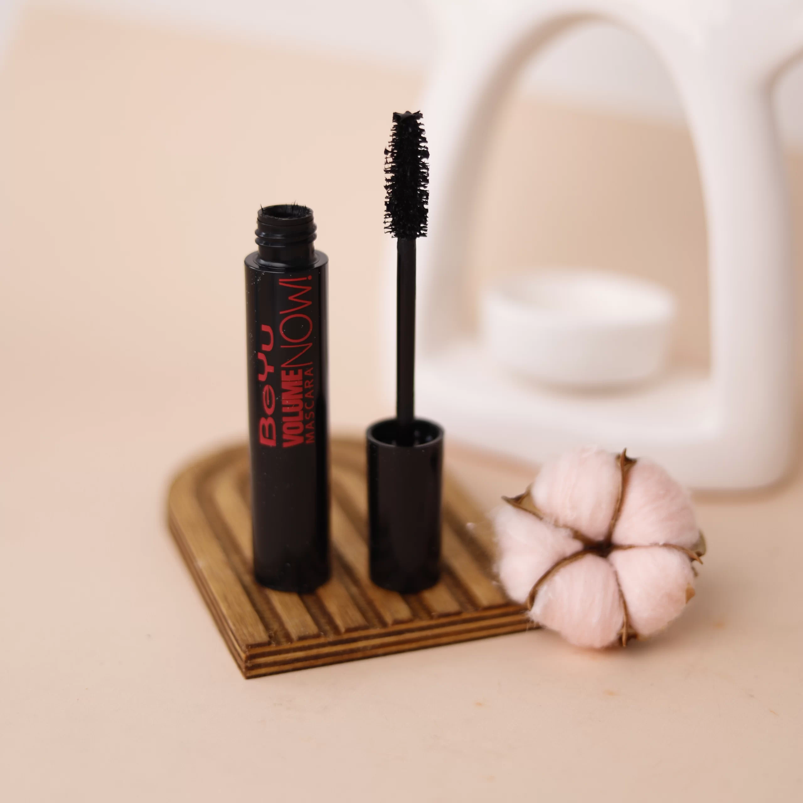 MG_8822-scaled-1.webp ریمل حجم دهنده مدل Volume Now Mascara بی یو - تصویر 1