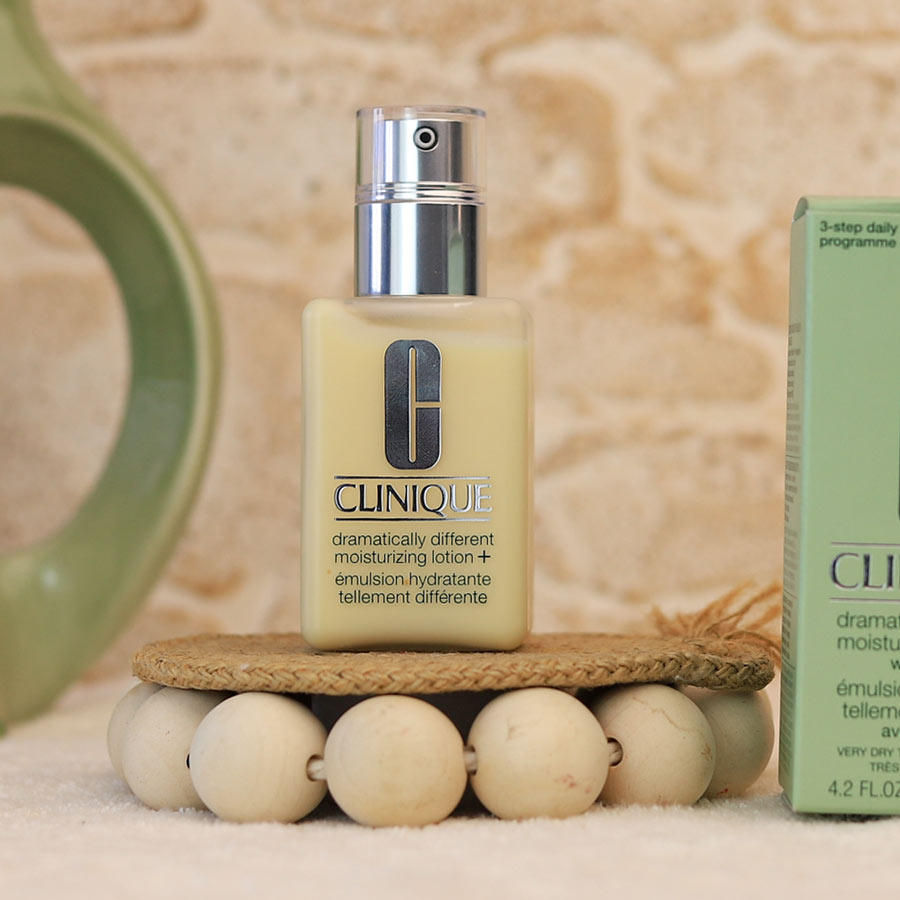 clinique-lotion آبرسان کلینیک پوست خشک درماتیکالی دیفرنت - تصویر 1